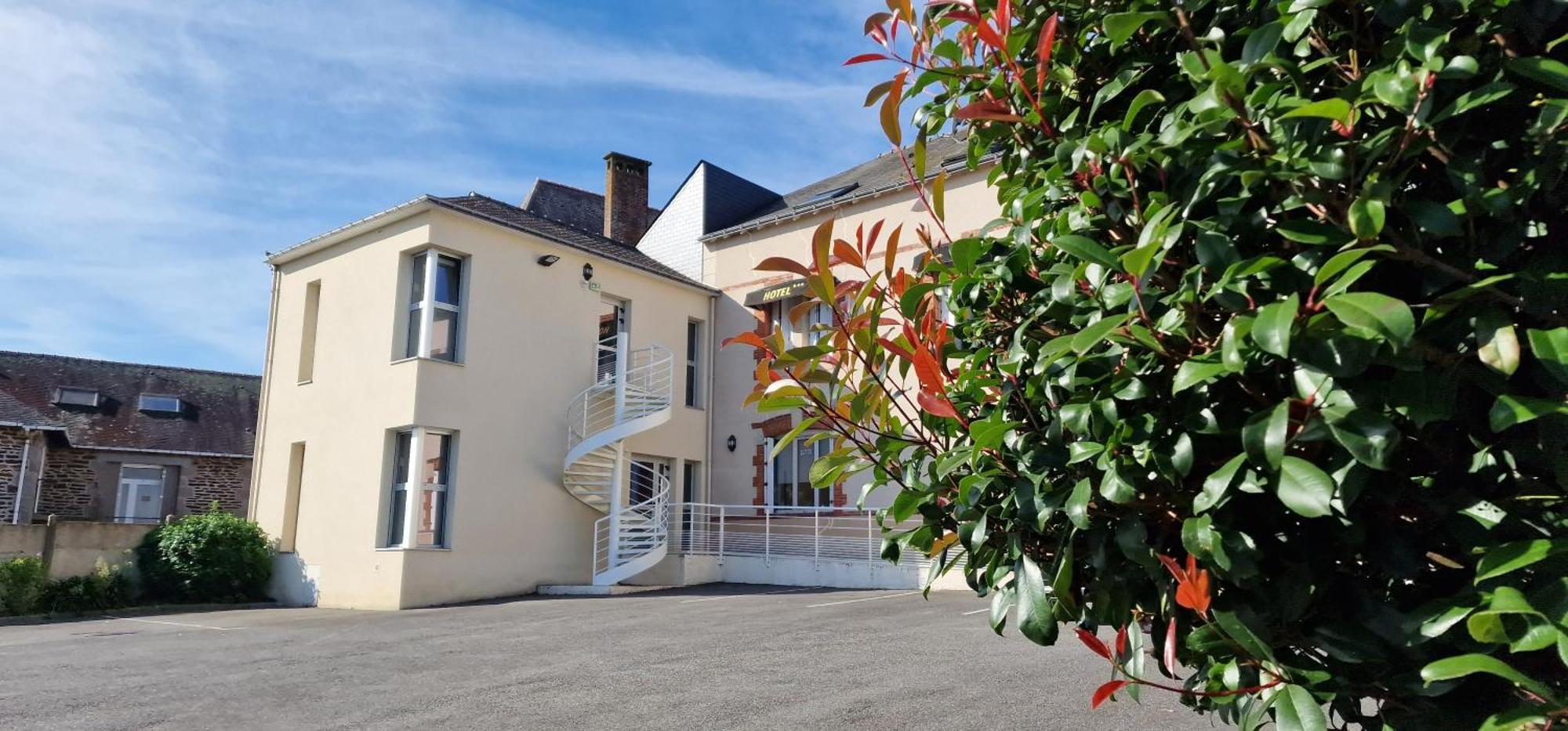 Hotel Le Bellevue Guer Exterior foto